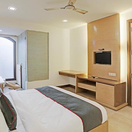 Townhouse Relax Suits A Boutique Hotel Vasundhara Ghaziabad Exteriör bild